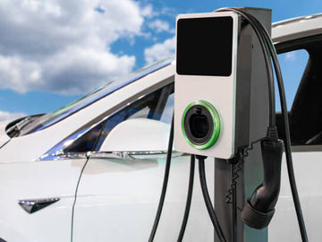 Can You Charge an EV with a Portable Solar Panel?